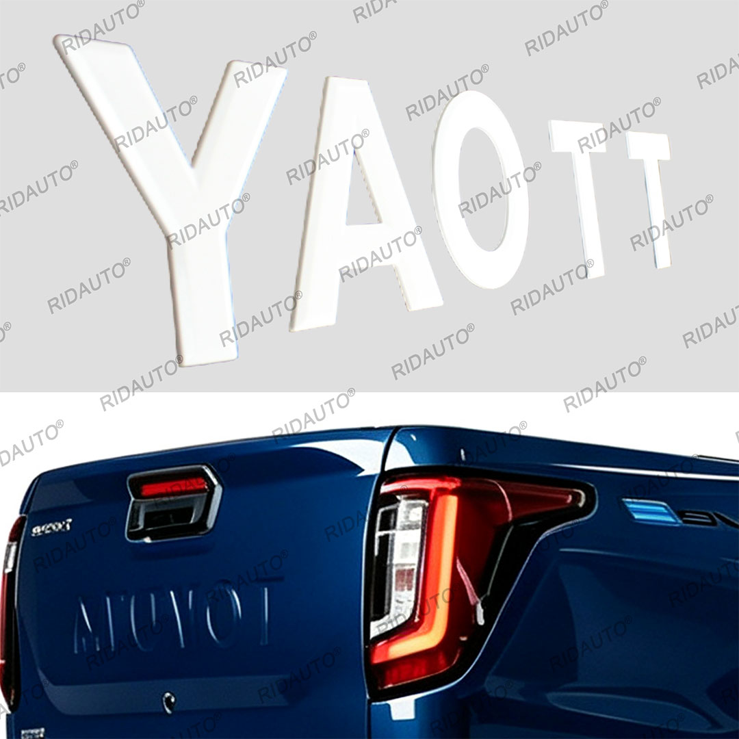 Hilux Travo 2026 Standart Kabi - Car Accessories Logo incelemesi ve fiyatı